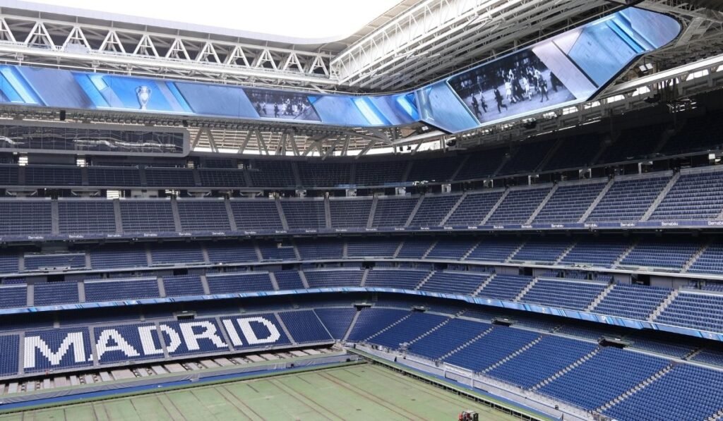Santiago Bernabéu Stadium Image