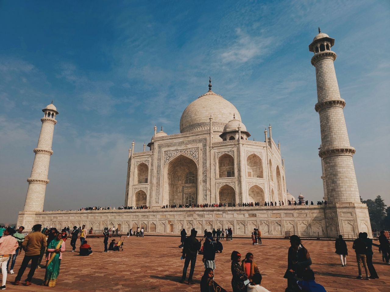 Taj mahal side image